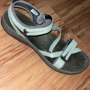 Merrell Women's Mint and Brown Sandals